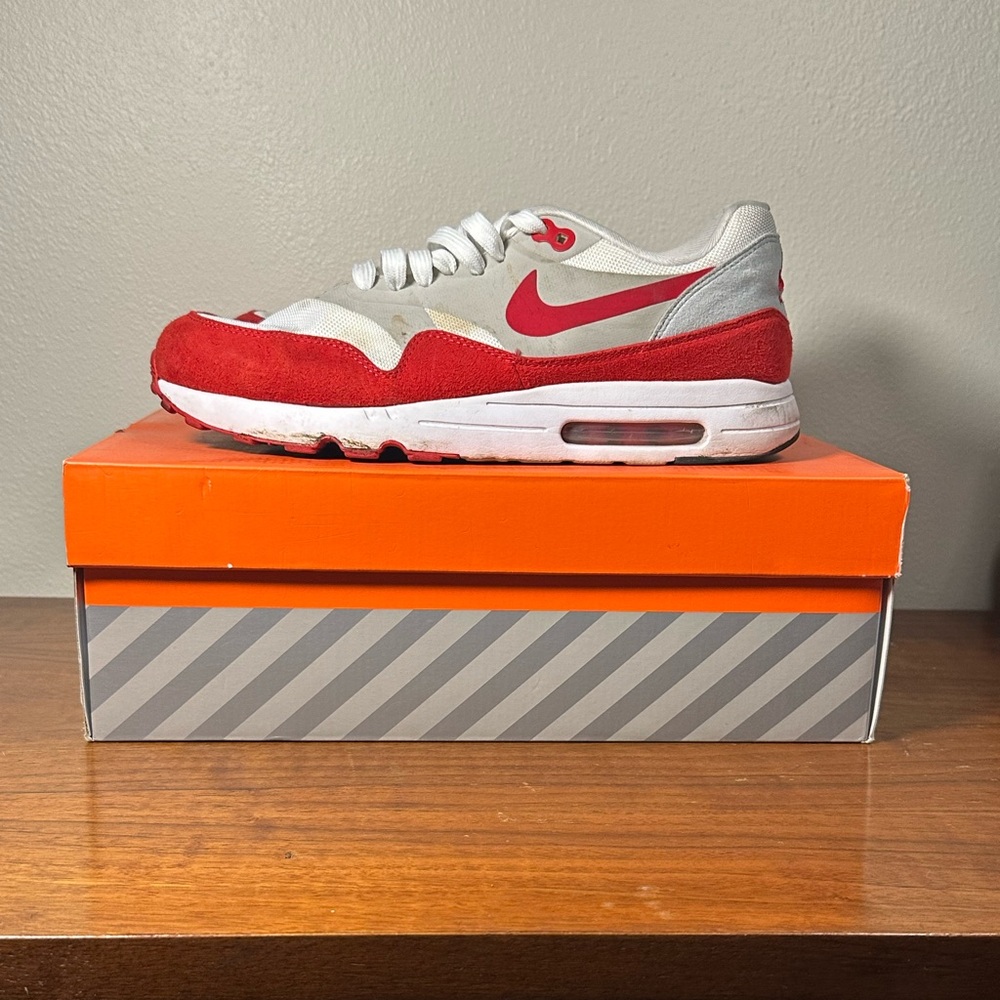 Nike Air Max 1 Essentials